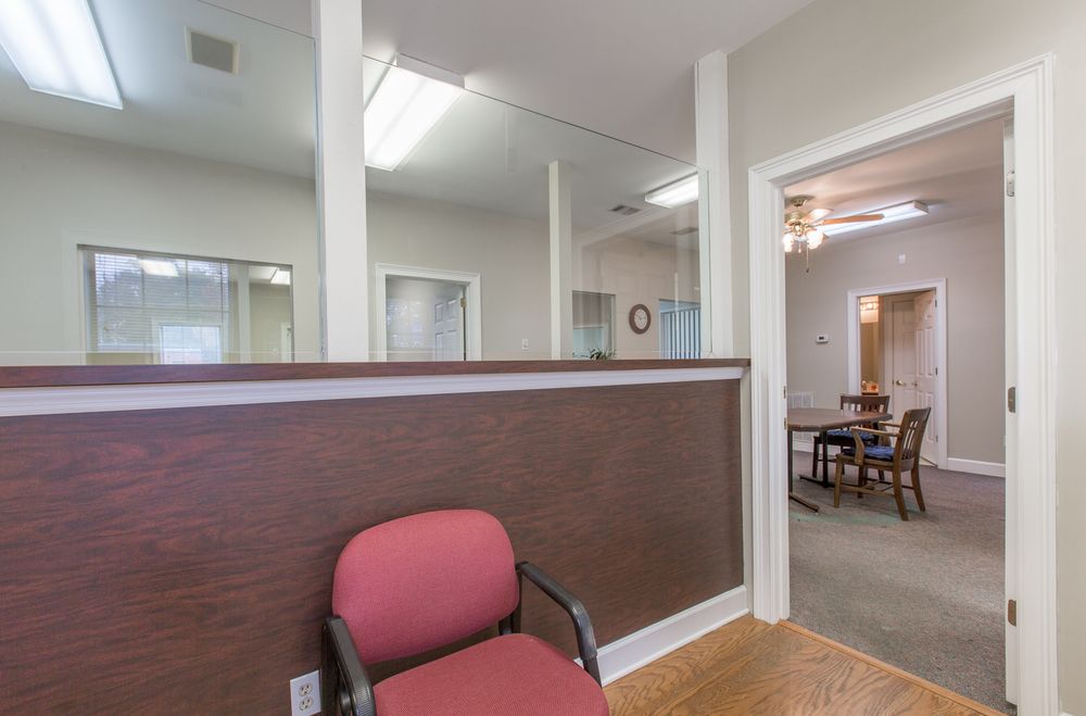 Office For Lease: 4414 Brainerd Rd, Chattanooga, TN 37411